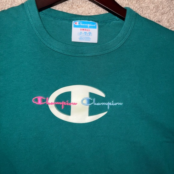 Champion Green Multicolor Logo T-shirt Size Small - Picture 2 of 3